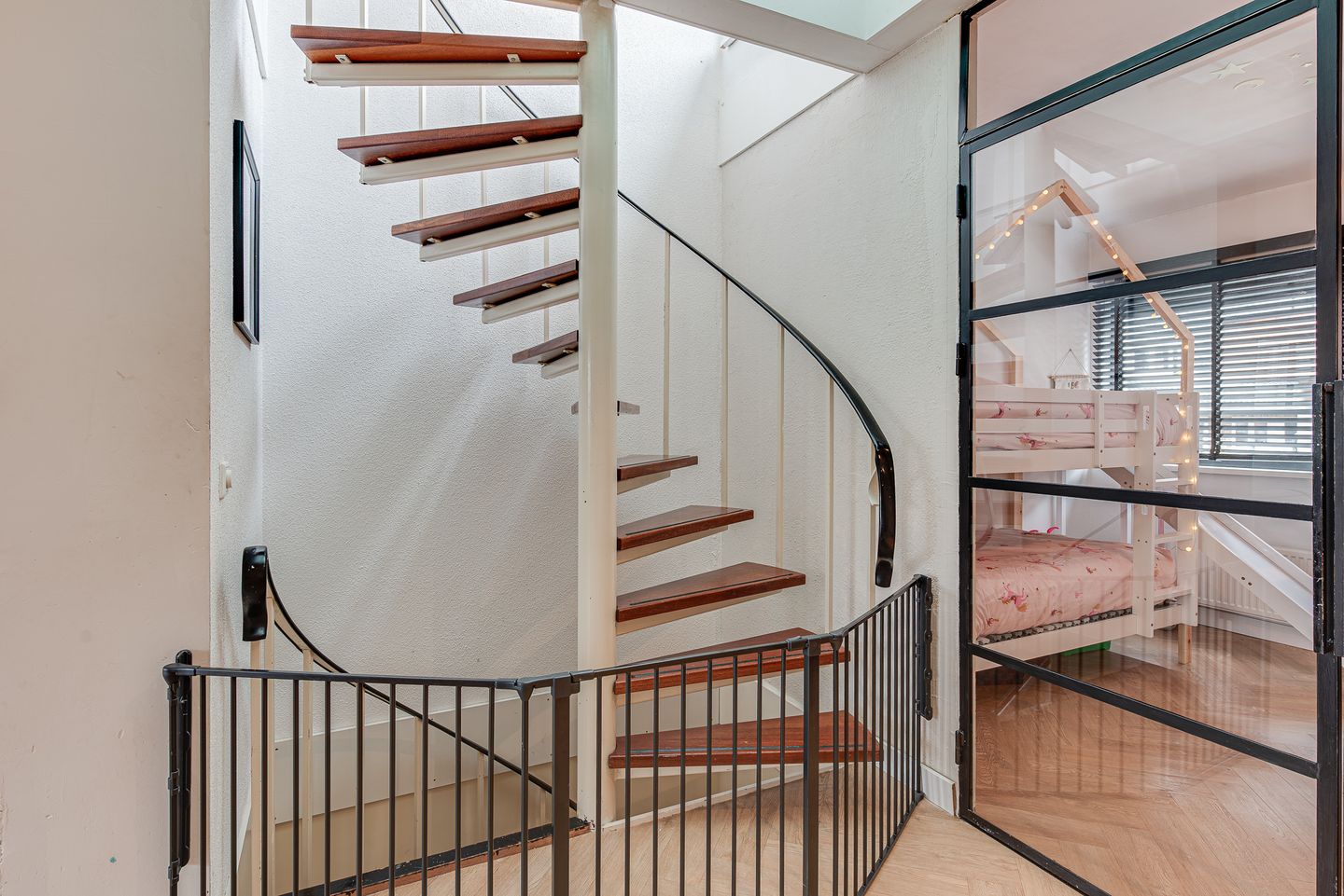 Foto 14 van Nieuwe Doelenstraat 43