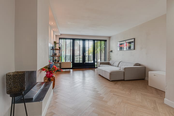 Photo 9 of Nieuwe Doelenstraat 43