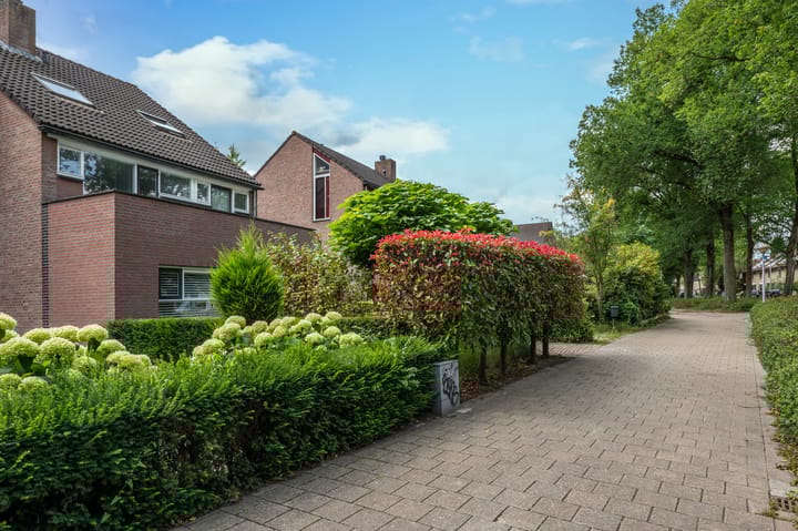 Photo 6 of Leuvenlaan 17