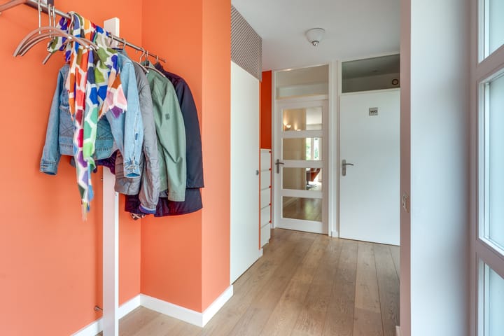 Photo 9 of Leuvenlaan 17