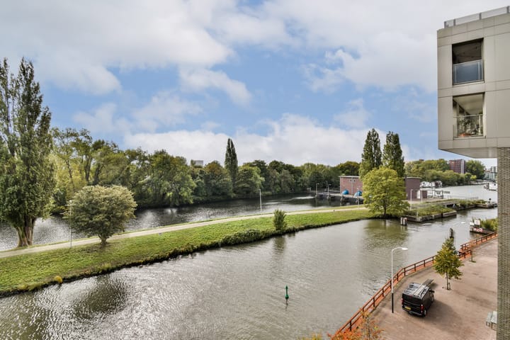 Photo 16 of Rookmelderstraat 39