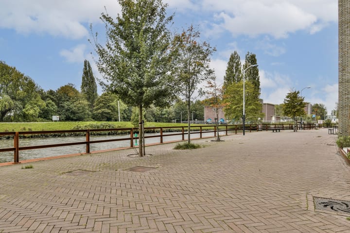 Photo 32 of Rookmelderstraat 39