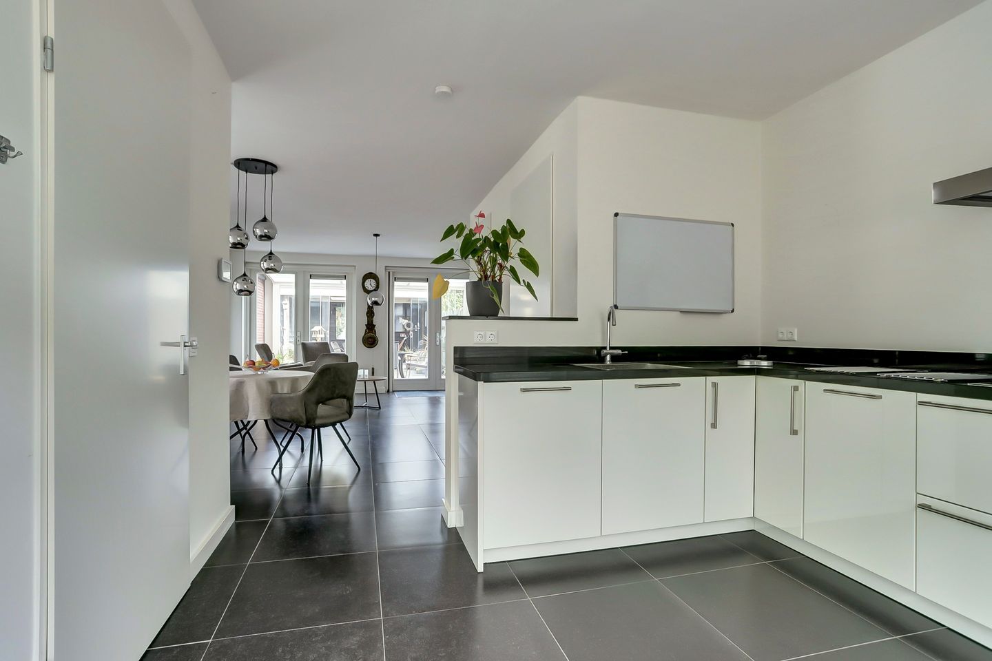 Photo 14 of Theo van Delftstraat 22