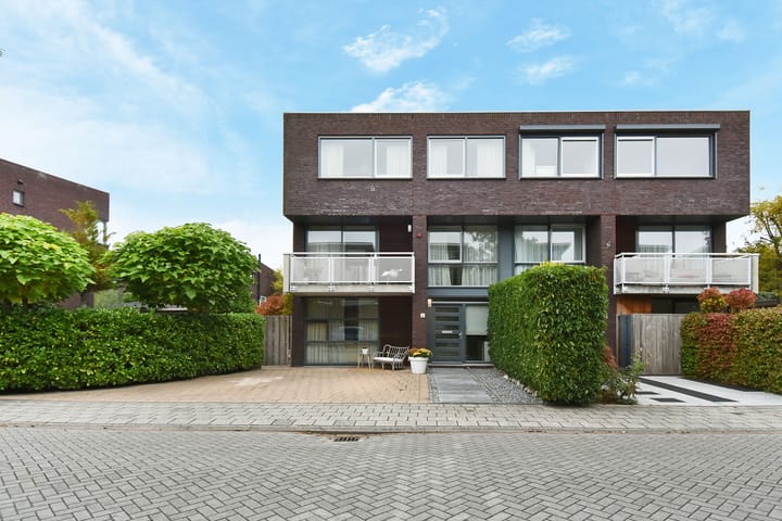 Foto 6 van Achtmanstraat 6