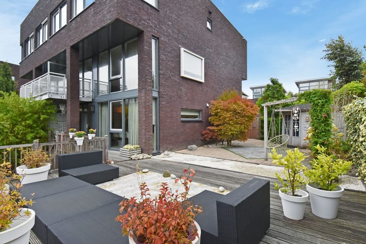 Foto 12 van Achtmanstraat 6