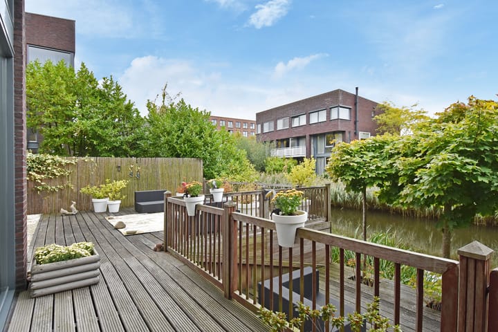 Foto 16 van Achtmanstraat 6