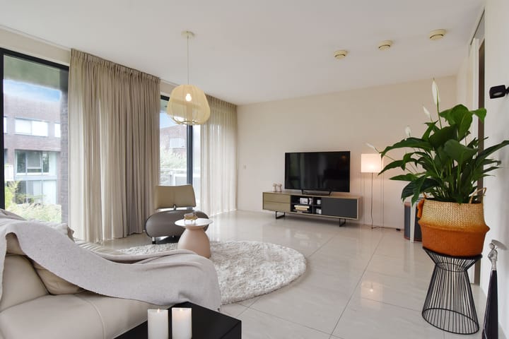 Foto 2 van Achtmanstraat 6