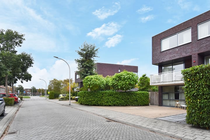 Foto 41 van Achtmanstraat 6