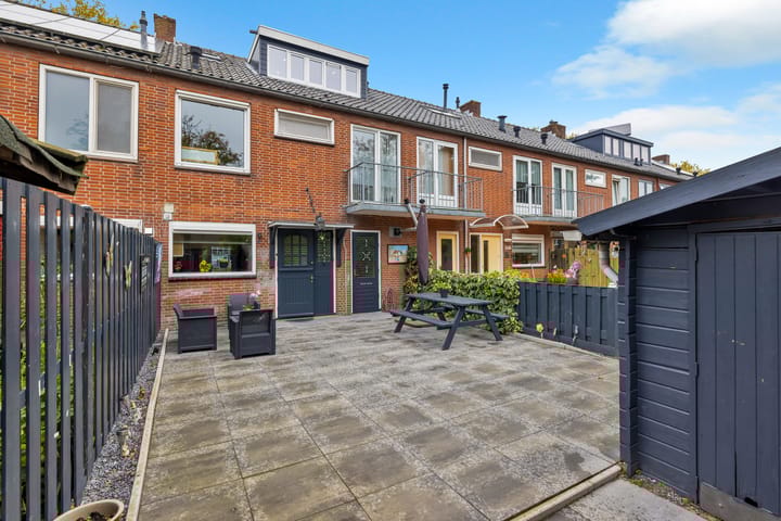 Photo 38 of IJtochtkade 148