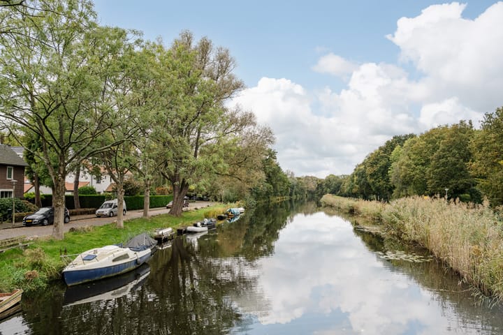 Photo 42 of Prins Bernhardlaan 15