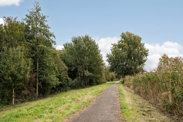 Photo 43 of Prins Bernhardlaan 15