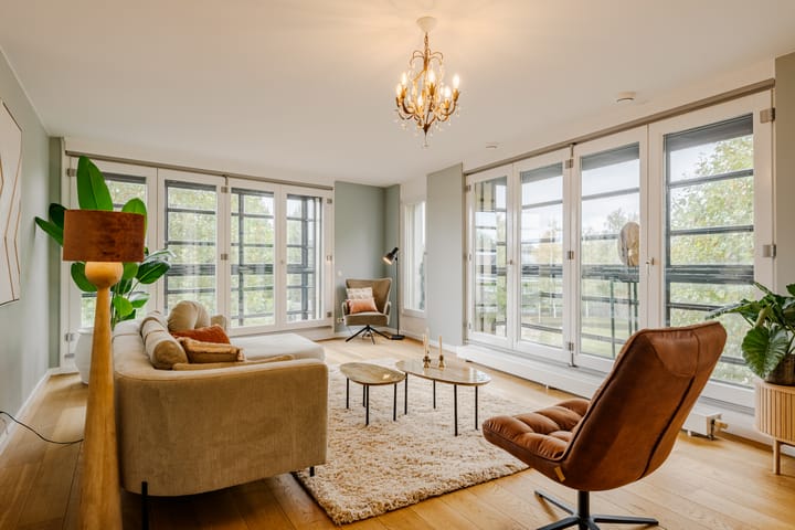 Photo 10 of Prins Bernhardlaan 15