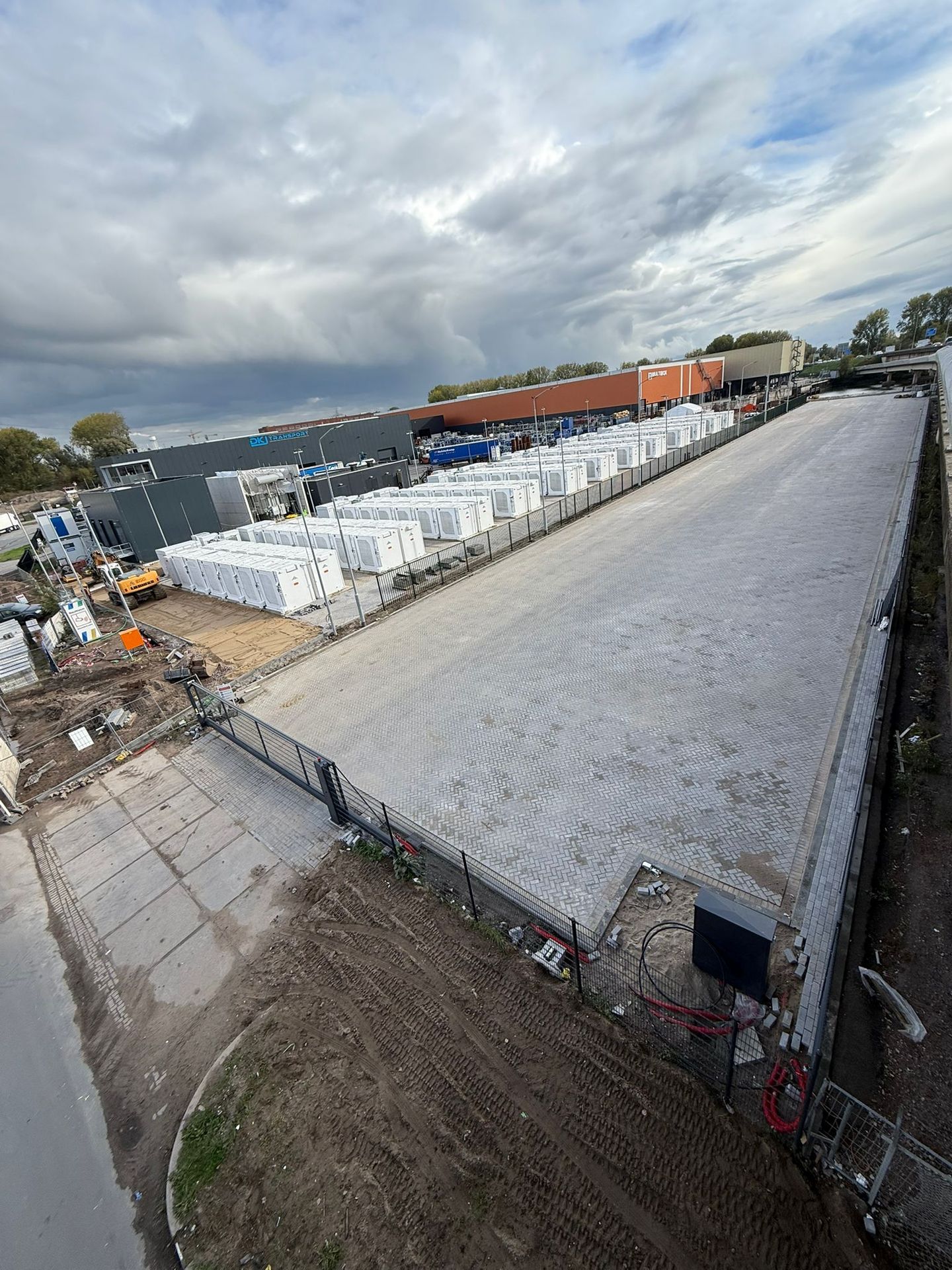 View photo 1 of Kerkeplaat 4