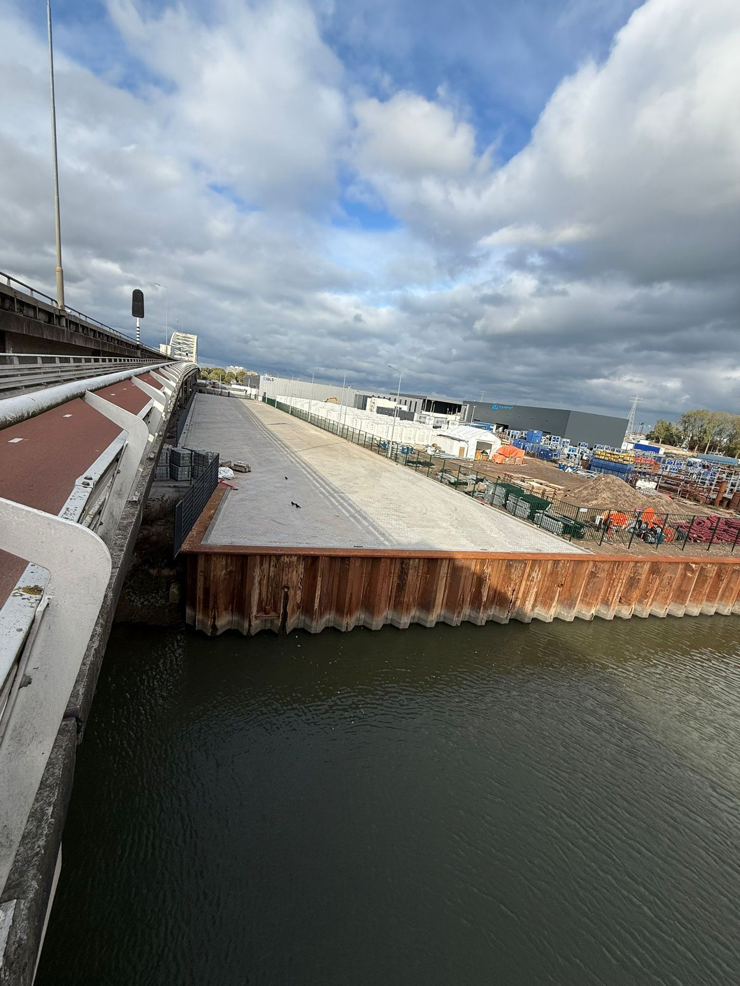 View photo 3 of Kerkeplaat 4