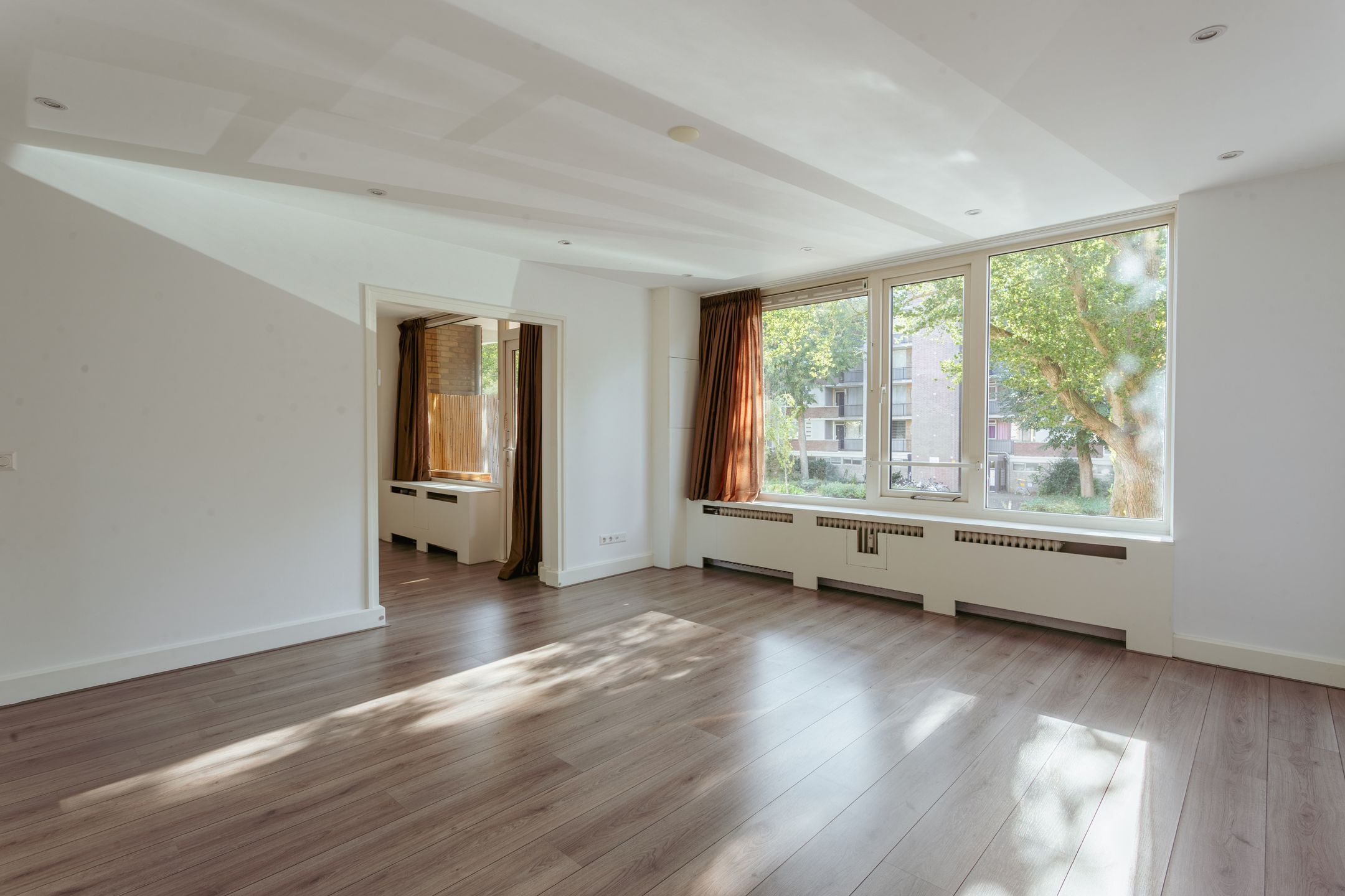 Burgemeester Caan van Necklaan 98 