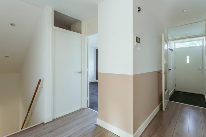 Foto 11 van Burgemeester Caan van Necklaan 98