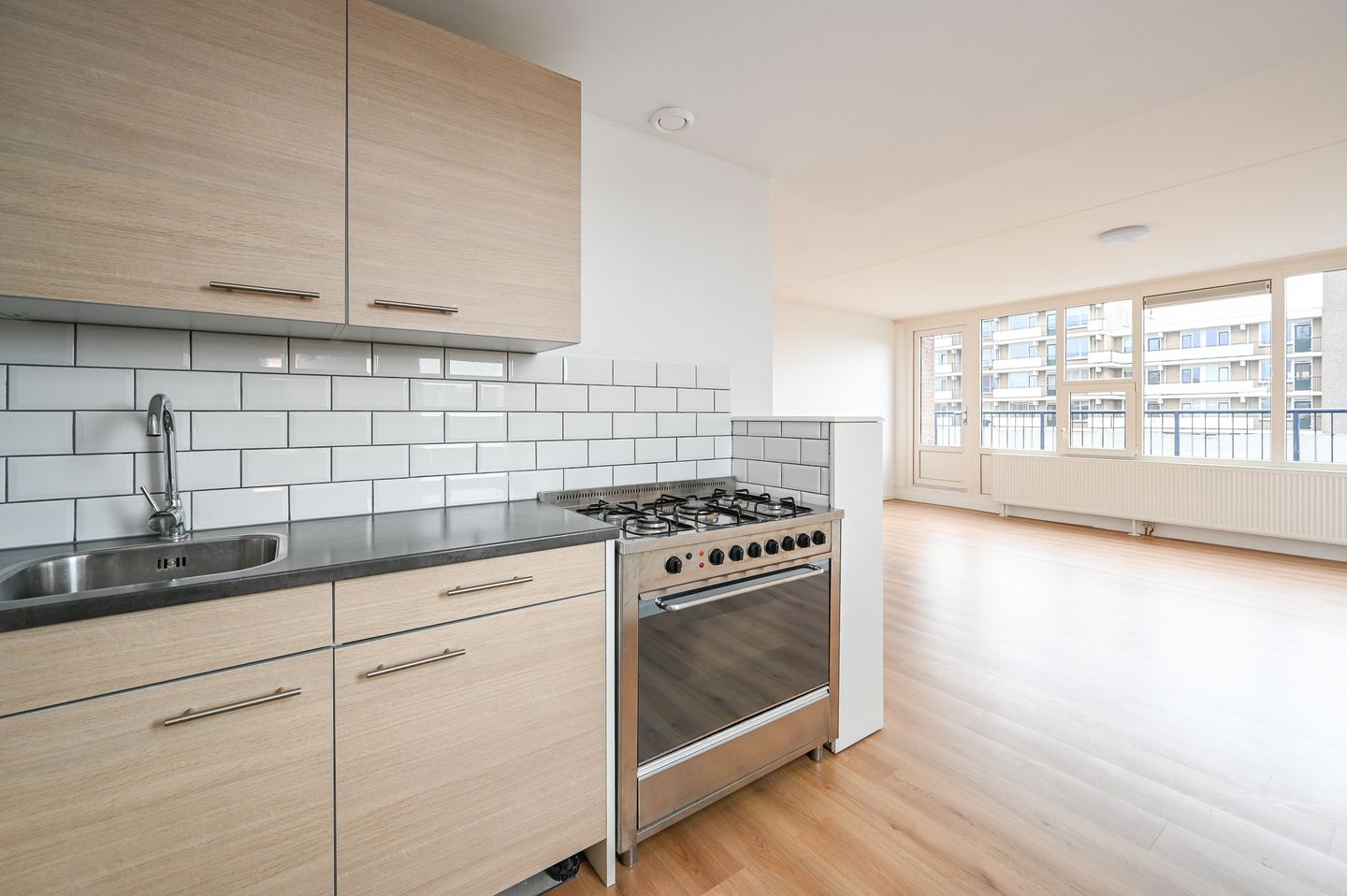 Photo 5 of Marshallplein 224