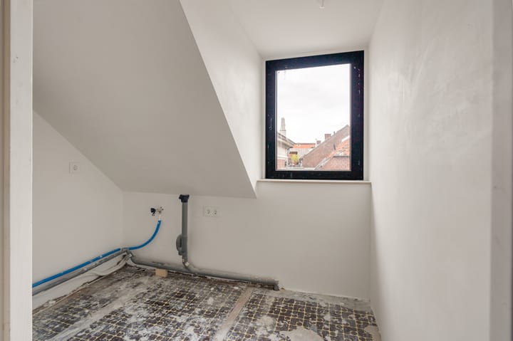 Photo 24 of Voorstraat 44