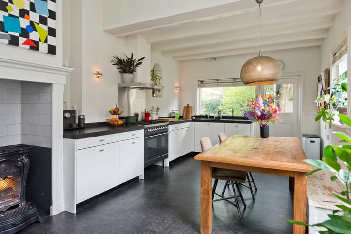 Photo 19 of Wilhelminastraat 13