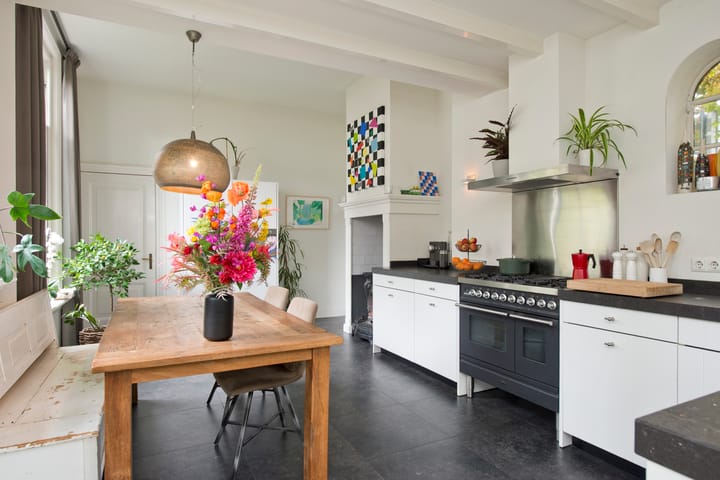 Photo 25 of Wilhelminastraat 13