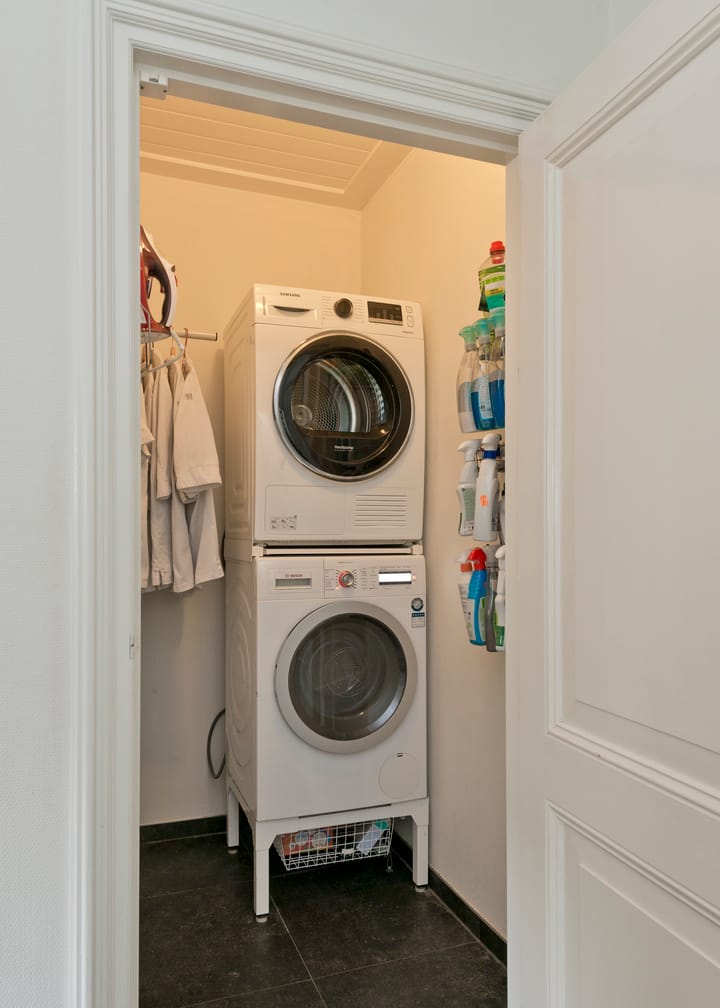 Photo 51 of Wilhelminastraat 13