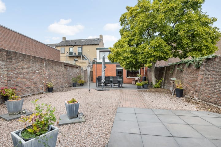 Foto 25 van Haagweg 63