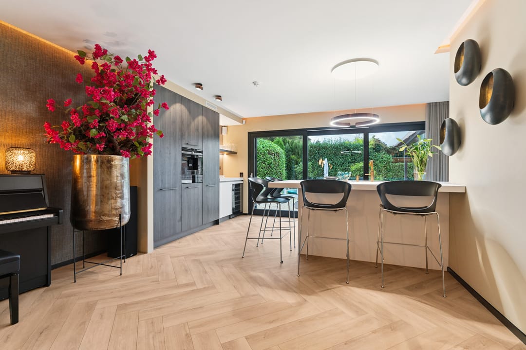 Foto 8 van Bezelhorstweg 2