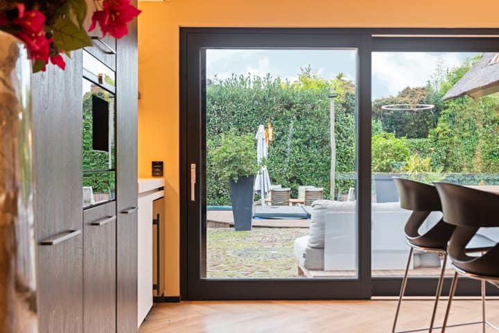 Foto 10 van Bezelhorstweg 2