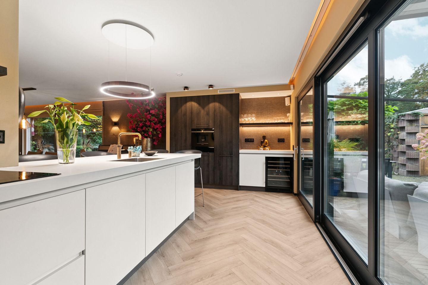 Foto 14 van Bezelhorstweg 2