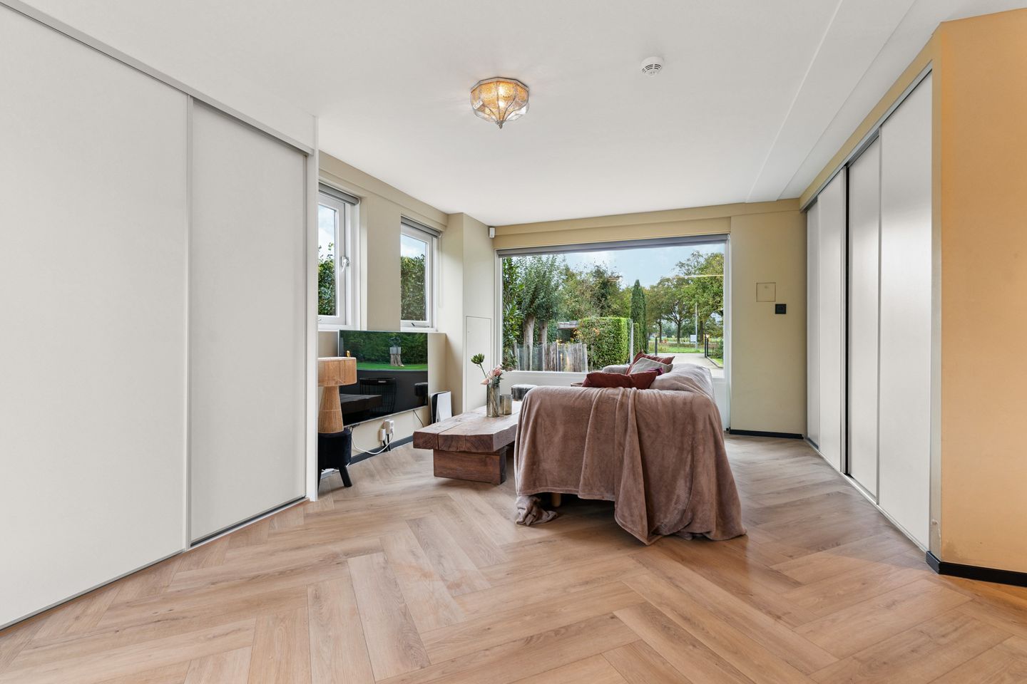 Foto 19 van Bezelhorstweg 2