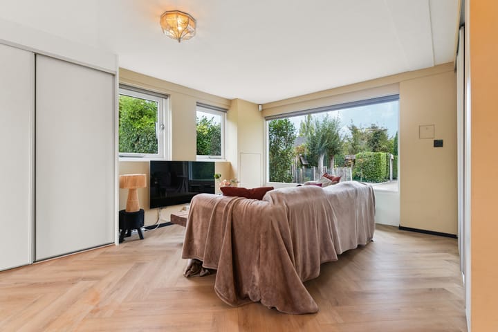 Foto 20 van Bezelhorstweg 2