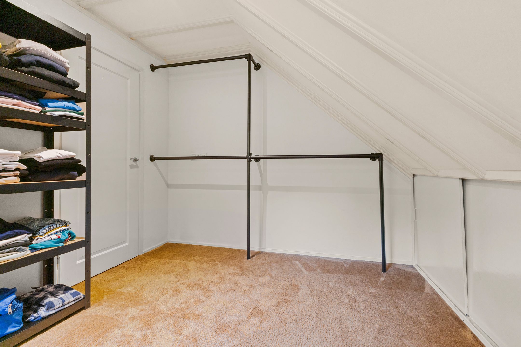 Foto 36 van Bezelhorstweg 2