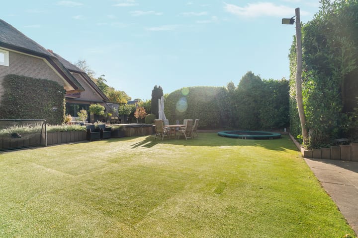 Foto 52 van Bezelhorstweg 2