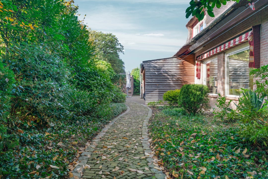 Foto 56 van Bezelhorstweg 2