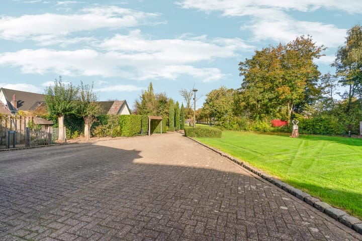 Foto 64 van Bezelhorstweg 2