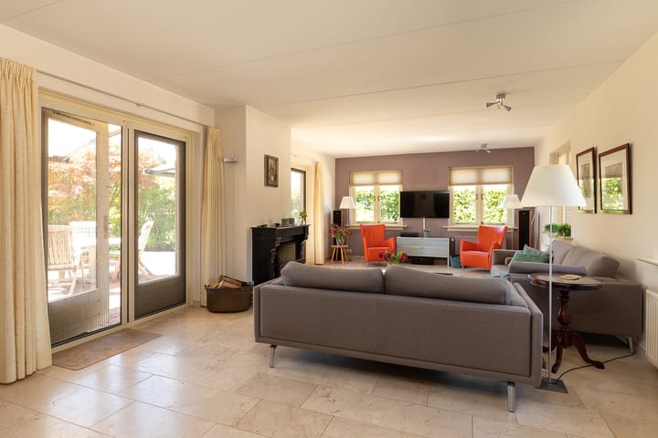 Foto 19 van Nieuw-Loosdrechtsedijk 191-A