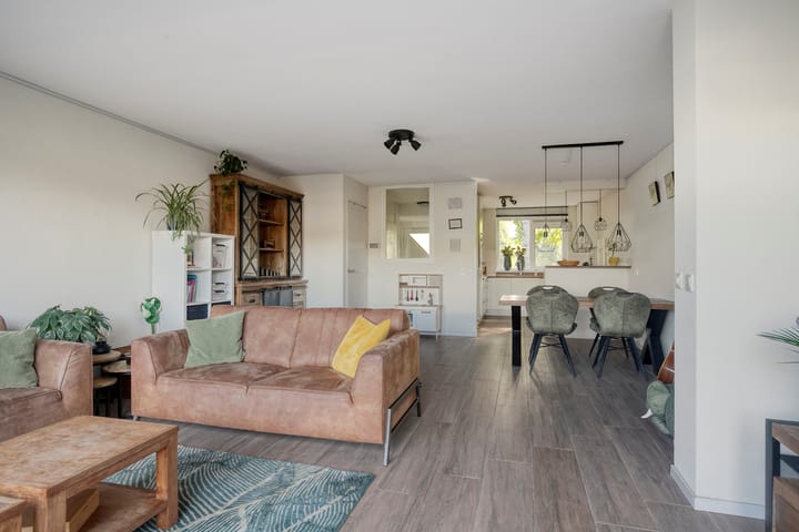 Foto 12 van C. van Eesterenplein 54