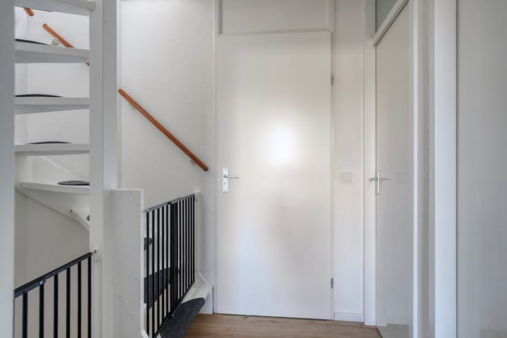 Foto 24 van C. van Eesterenplein 54