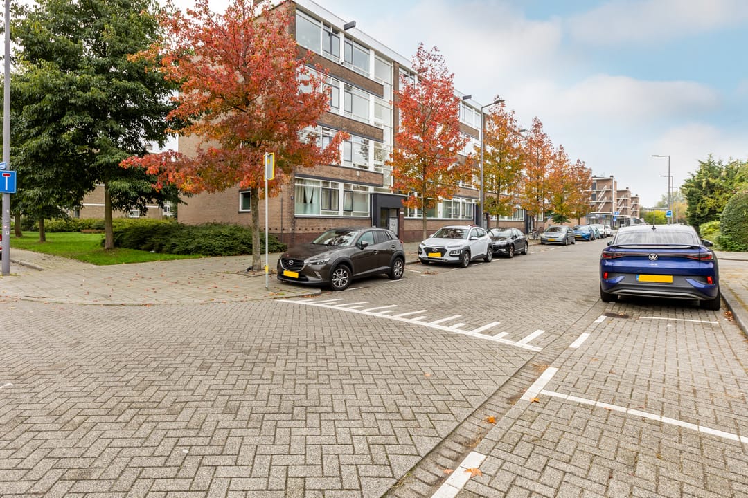 Photo 26 of Zenostraat 128