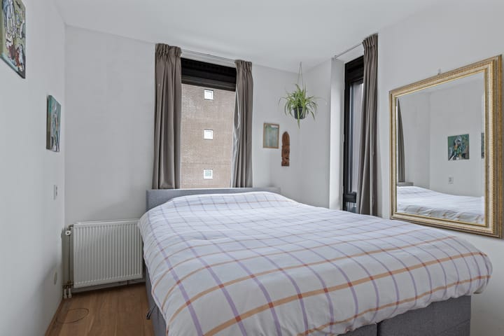 Photo 38 of Gruttersdijk 25-A