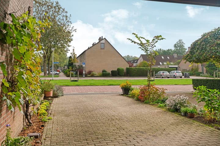 Photo 34 of De Gasperistraat 5