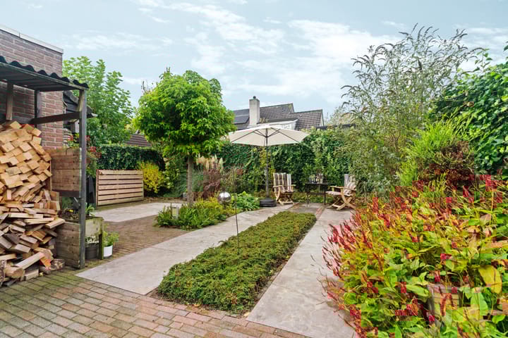 Photo 40 of De Gasperistraat 5