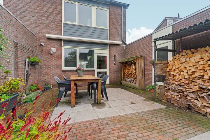 Photo 46 of De Gasperistraat 5