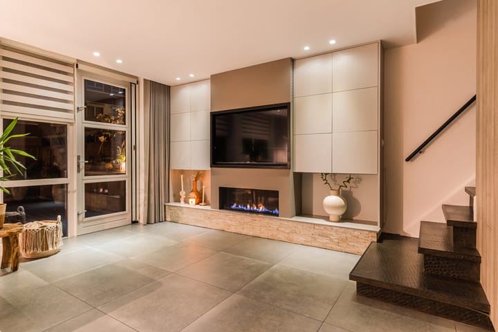 Foto 7 van Warmoesstraat 9