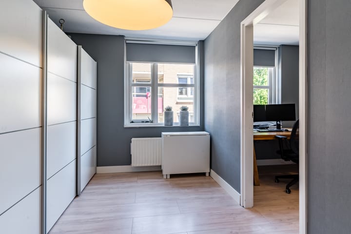 Foto 16 van Warmoesstraat 9