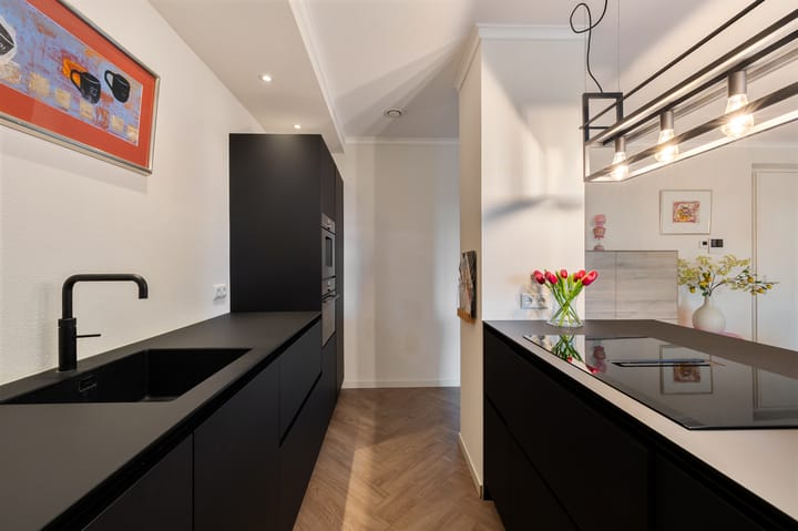 Foto 7 van Reviusstraat 57