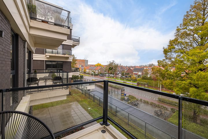 Foto 12 van Reviusstraat 57