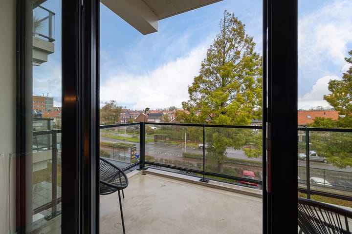 Foto 13 van Reviusstraat 57