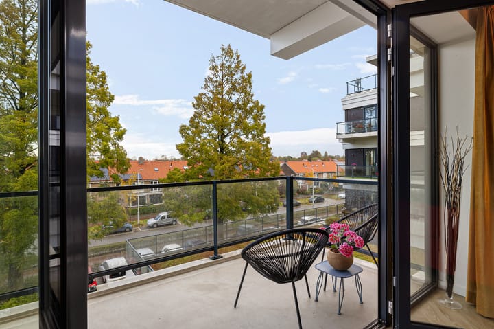 Foto 15 van Reviusstraat 57