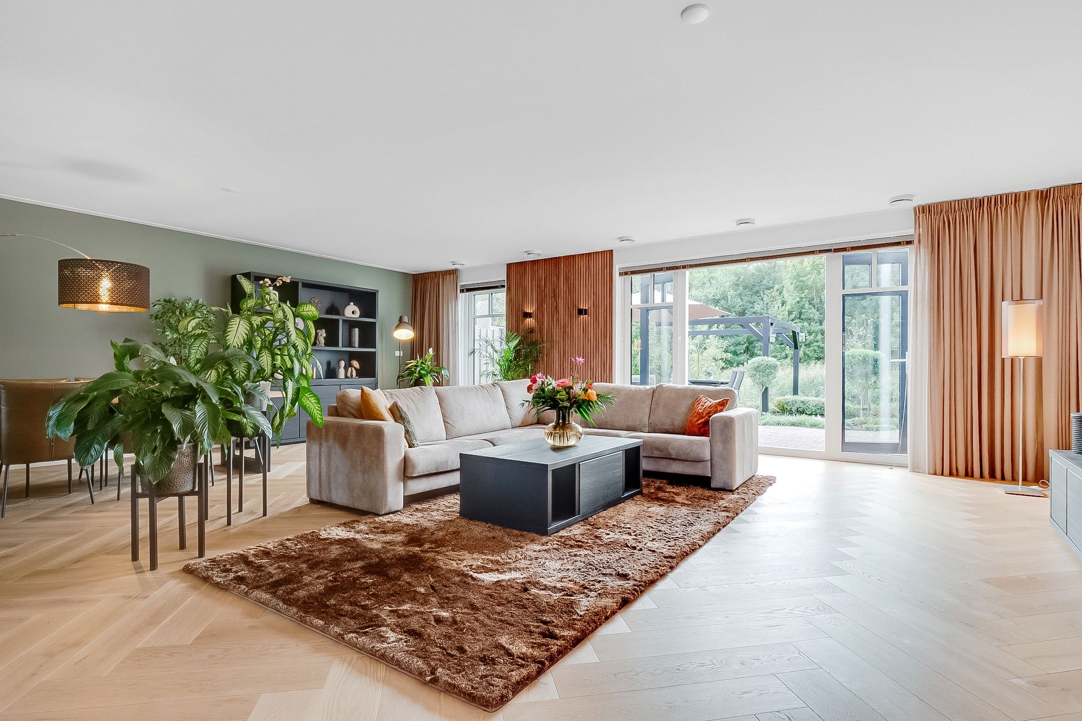 Foto 6 van Hoofdweg 1349